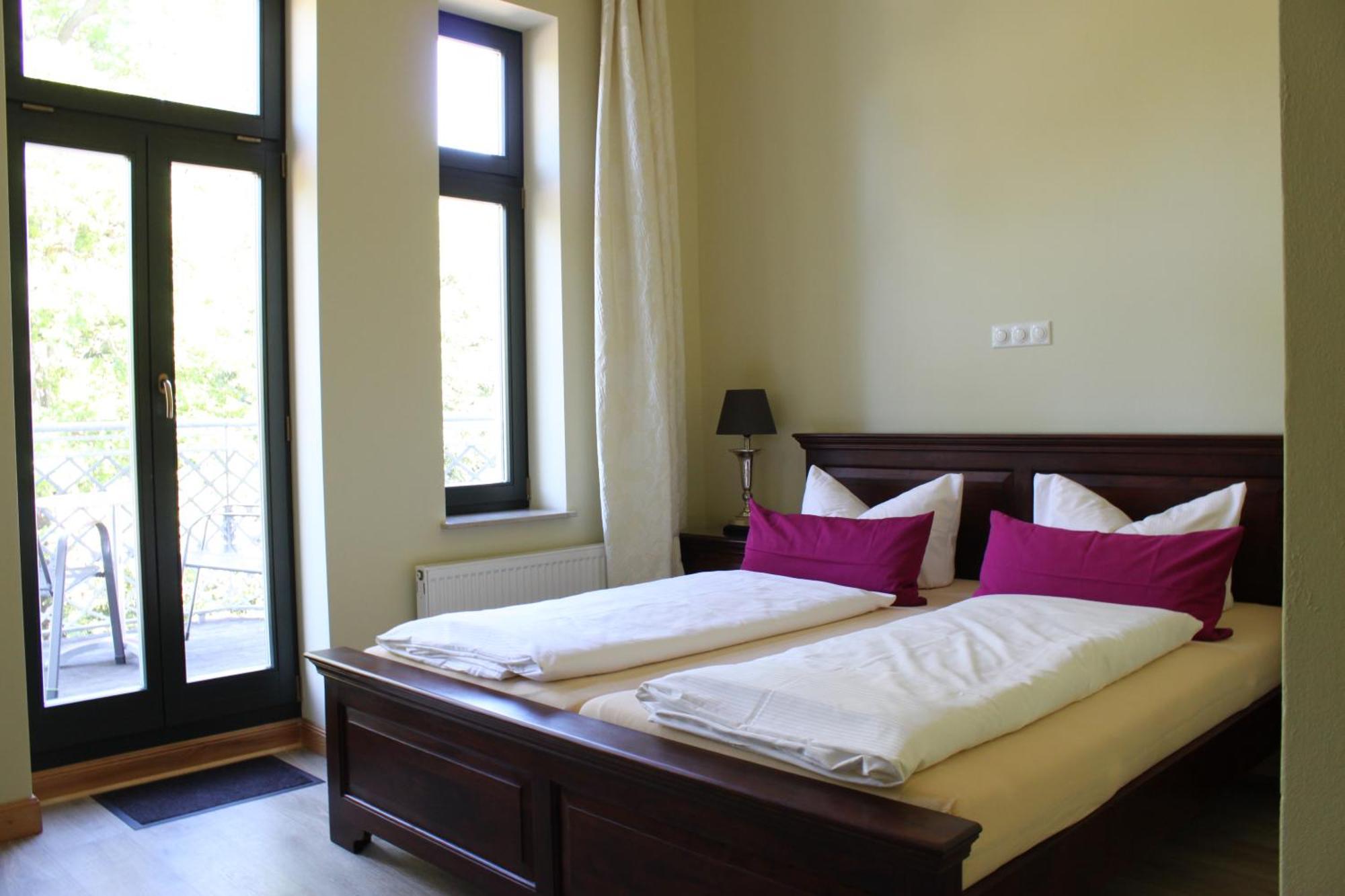 Double Room Balcony,683830602:JPEG